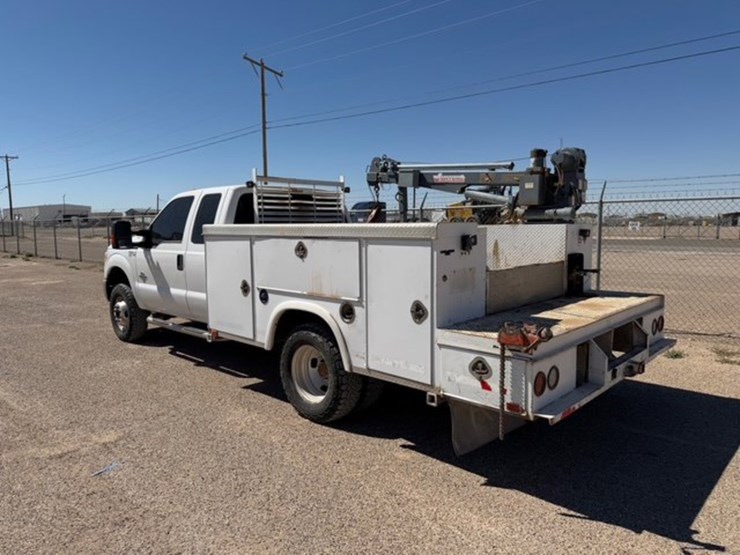 2013-ford-f350-image-7