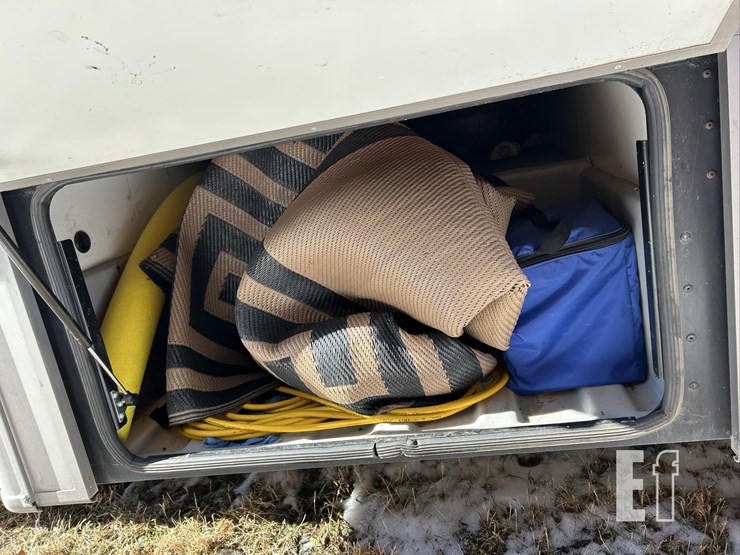 1996-ford-e-super-duty-image-31