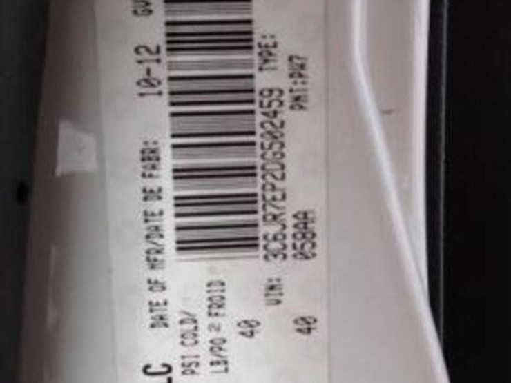 2013-ram-1500-slt-image-9