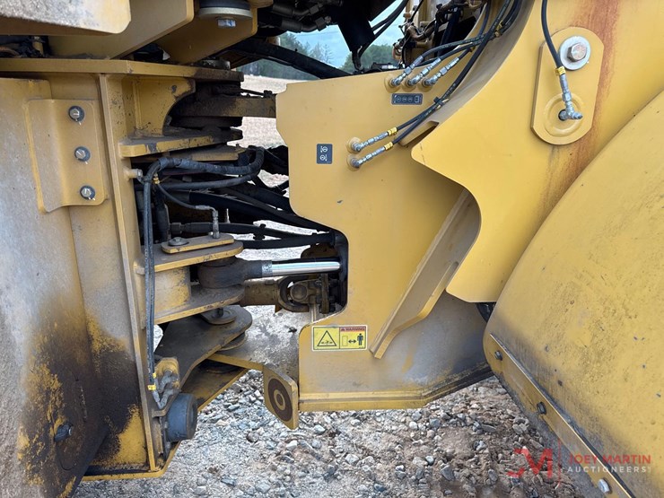 2021-caterpillar-950gc-image-13