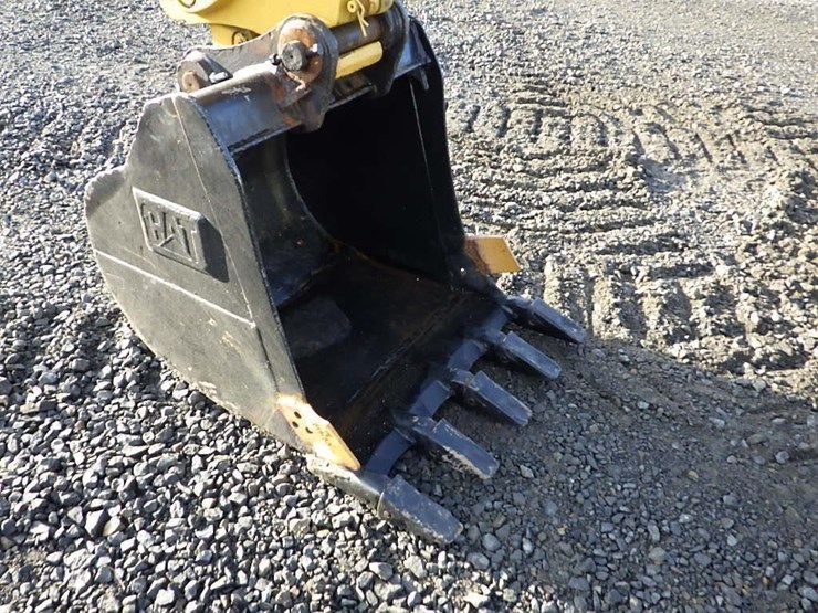 caterpillar-305.5-image-24