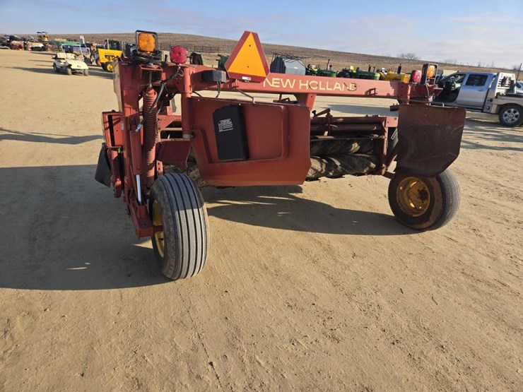 new-holland-1411-image-10