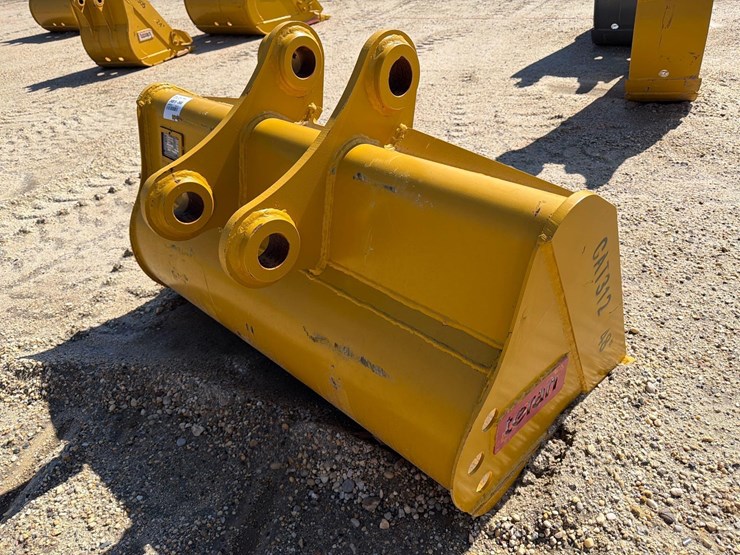 caterpillar-312-image-3