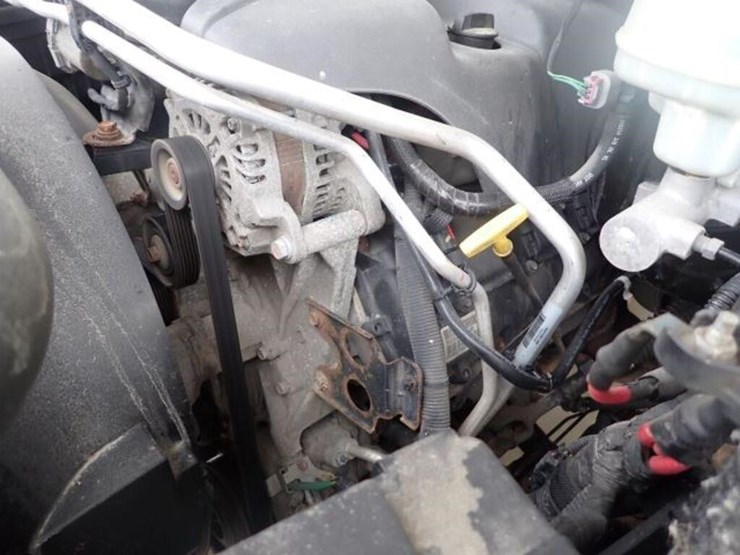 2015-dodge-1500-image-47