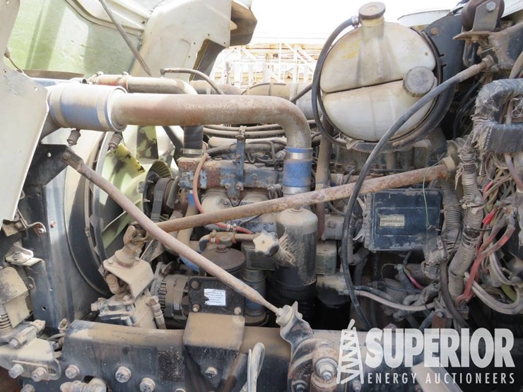 2003-mack-rd688s-image-9