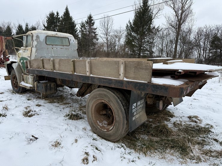 1965-dodge-600-image-8