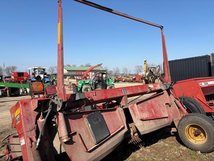 new-holland-h7330-image-6