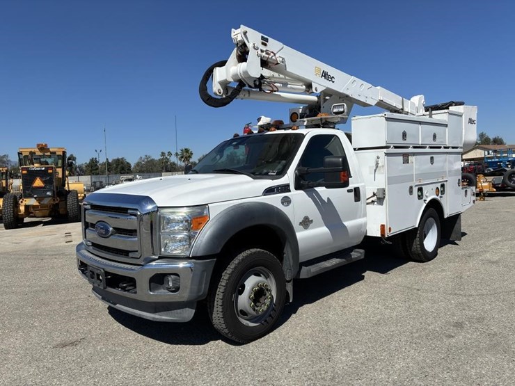 2016-ford-f550-image-1