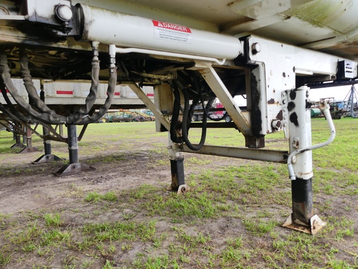 2011-heil-trailer-image-7