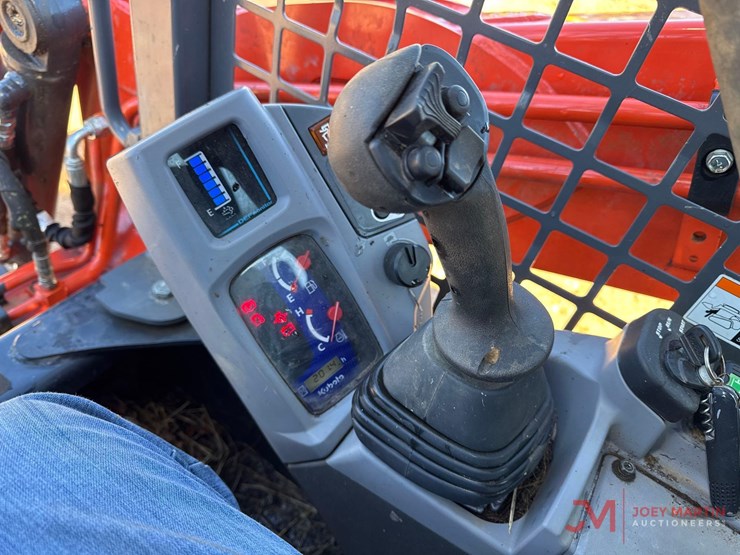 kubota-svl97-2-image-18