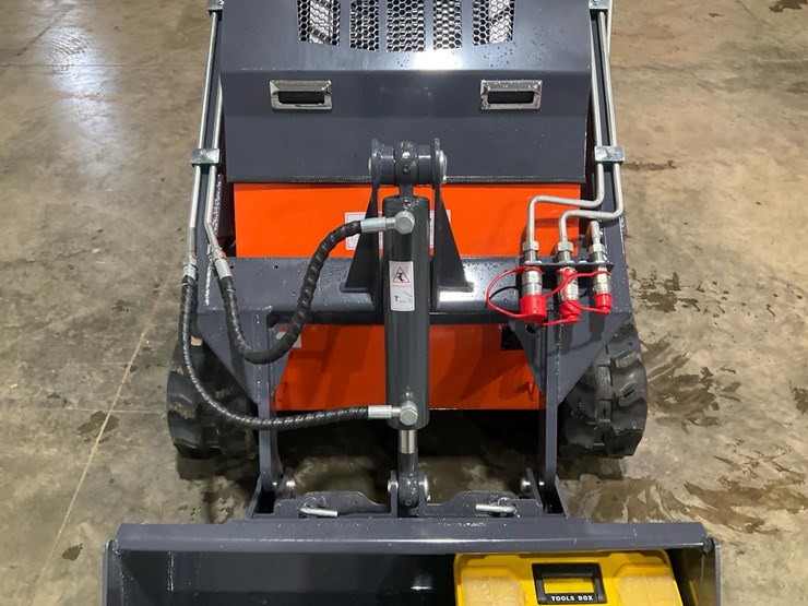 #1005-•-tpm,-t460-mini-skid-steer-loader-image-3