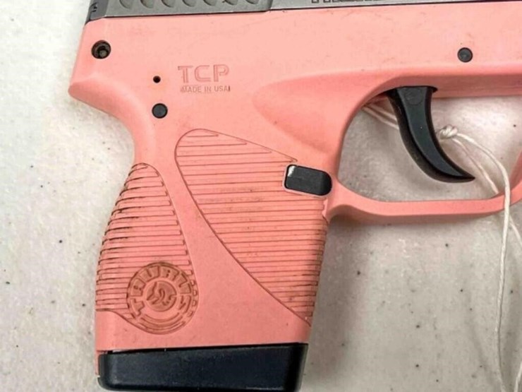 taurus-pistol-image-4