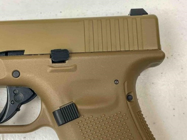 glock-pistol-image-4