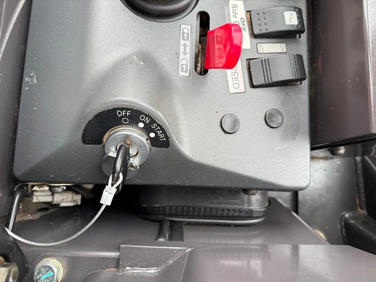 2021-hitachi-zw50-5b-image-51