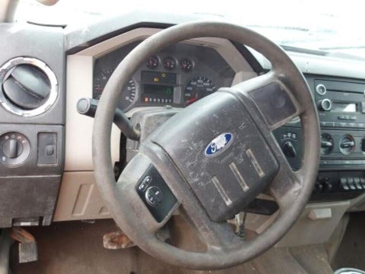 2010-ford-f250-xlt-image-18