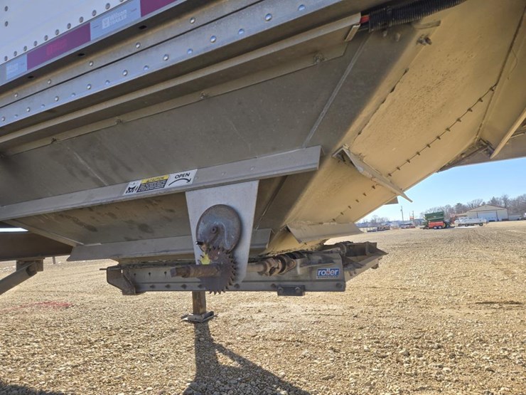 2016-wilson-grain-trailer-image-10