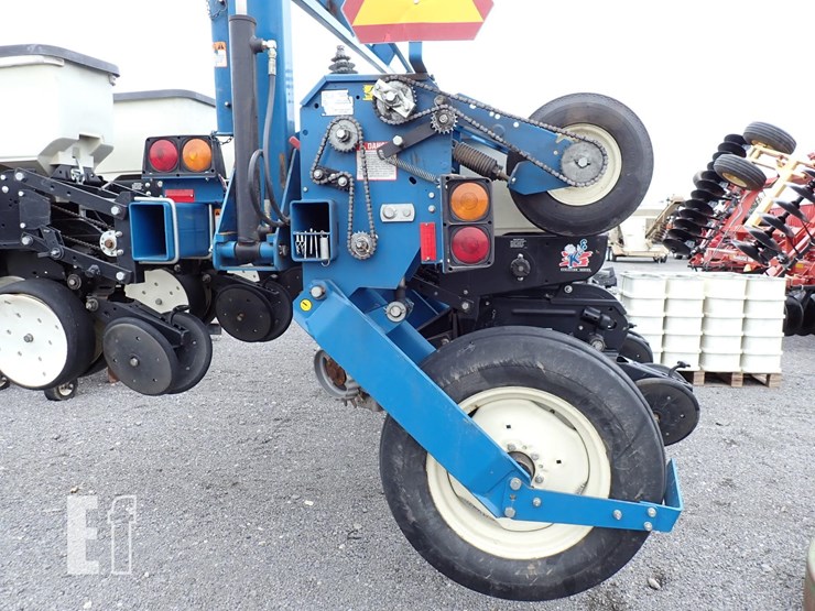 kinze-3600-image-11