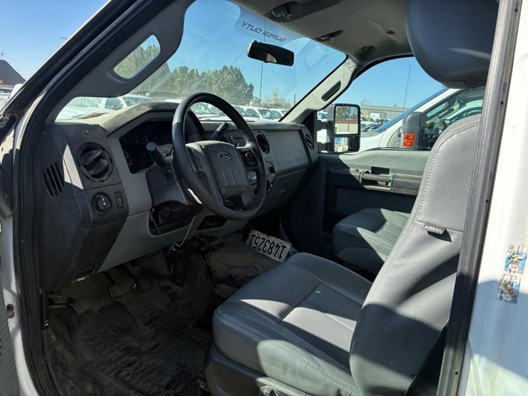 2016-ford-f450-image-10