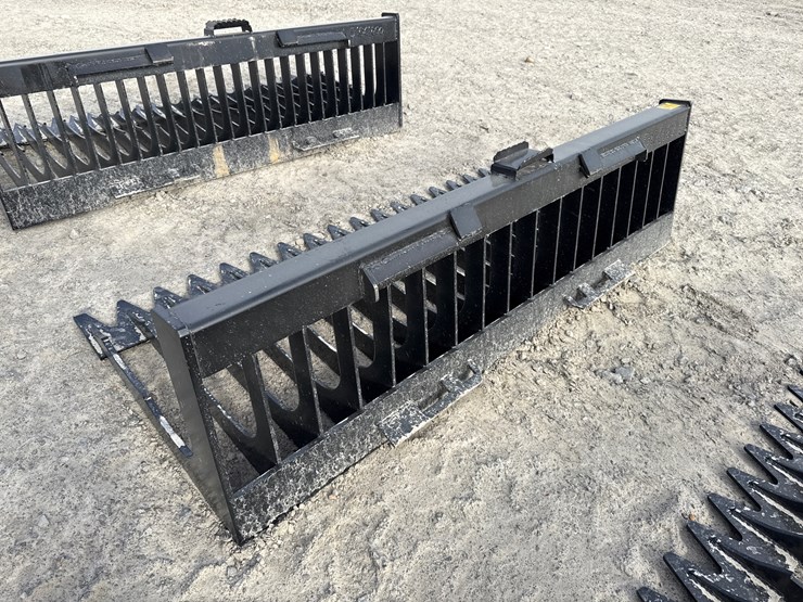 #2095-•-unused-76"-skid-steer-low-side-skeleton-bucket-inv#-42348-image-2