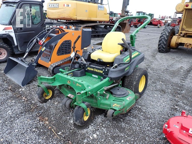 john-deere-la-image-2