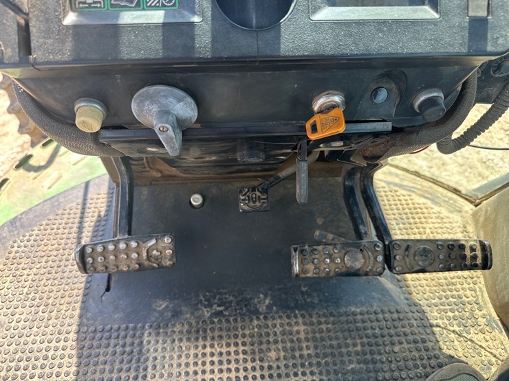 1993-john-deere-4960-image-13