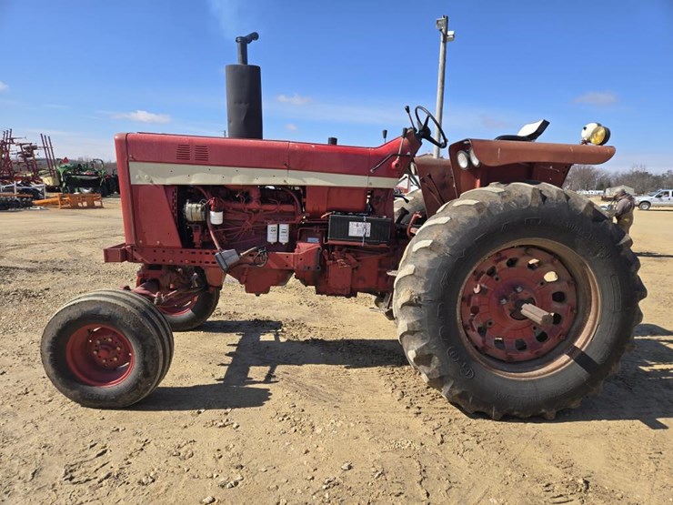 international-826-image-4