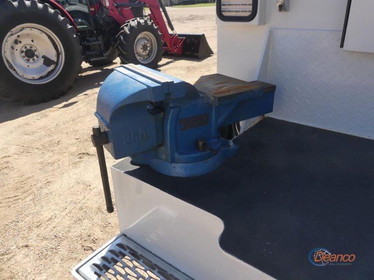 2026-kenworth-t280-image-7