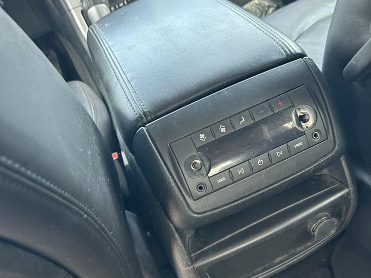 2012-gmc-acadia-image-20