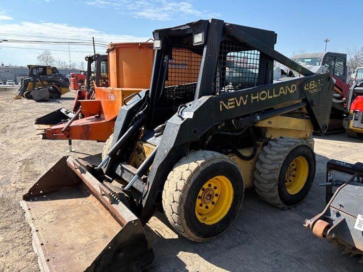 new-holland-lx865-image-1