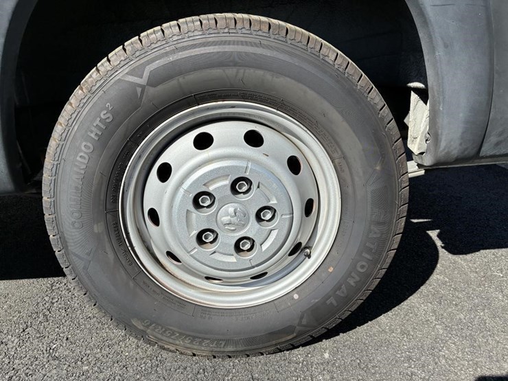 2021-utility-van-image-5