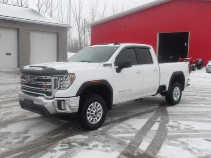 2022-gmc-2500hd-image-1