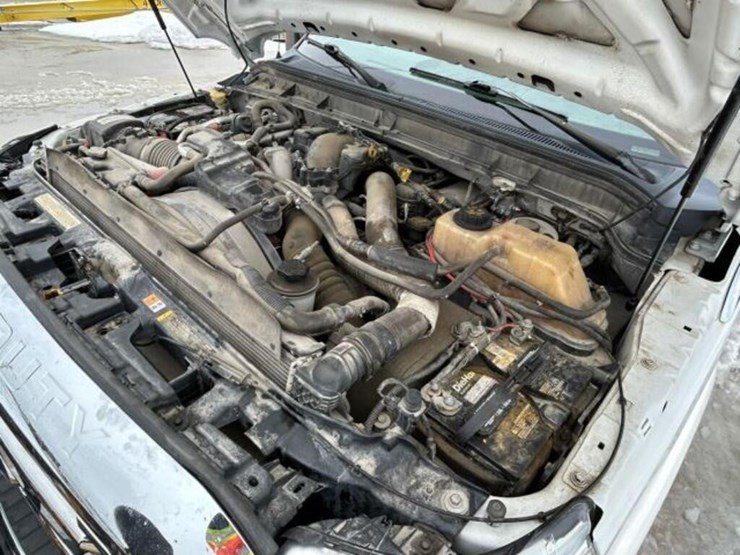 2011-ford-f350-image-27