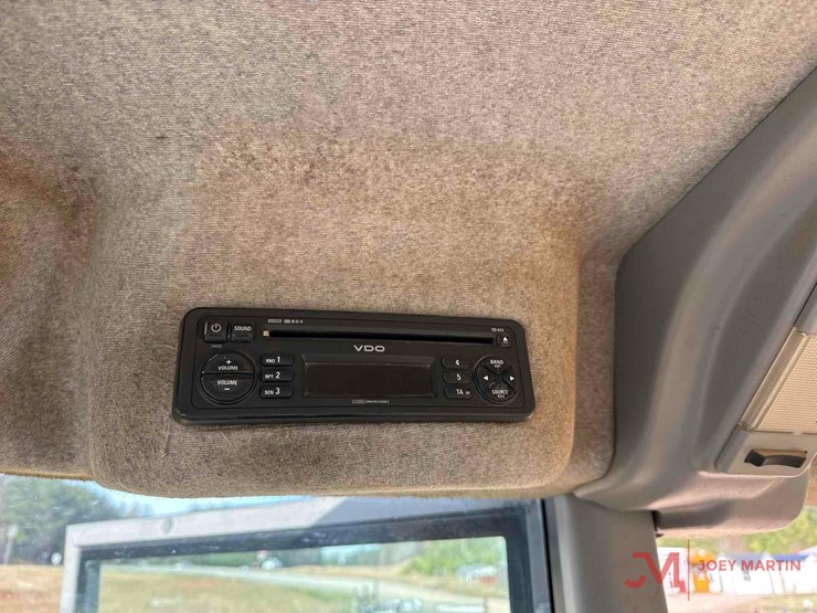 2006-volvo-g946-image-34