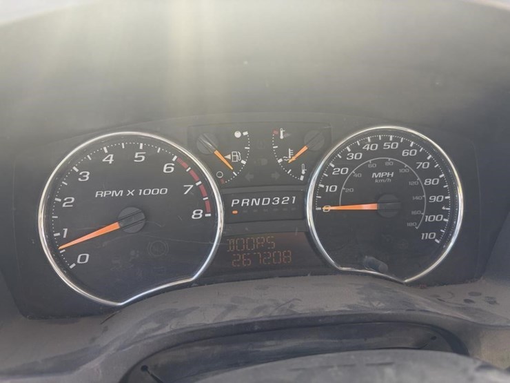 2011-chevrolet-colorado-image-13