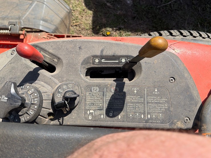 kubota-zd1211-image-8