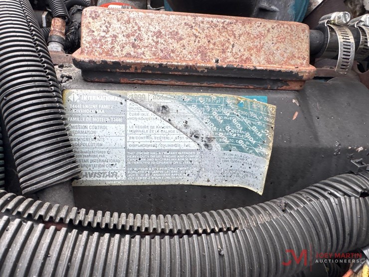 2000-international-4700-image-17