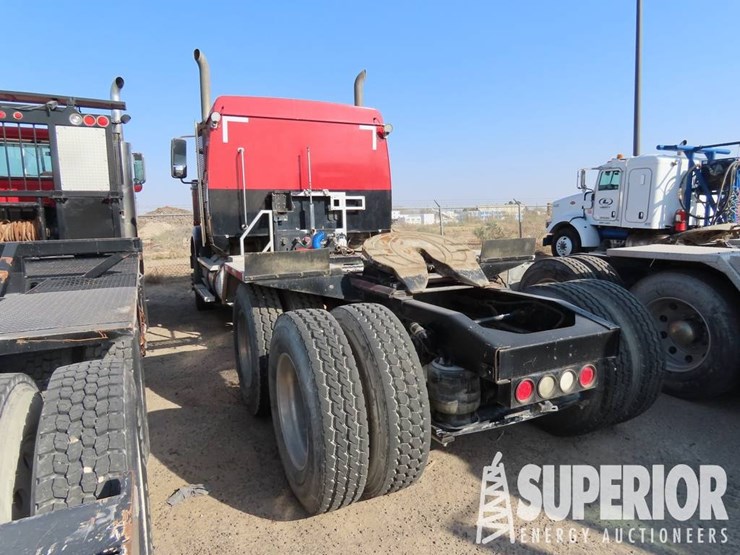 2015-western-star-4900-image-3