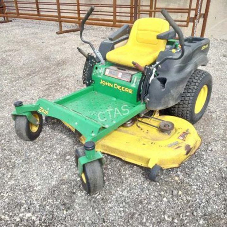 JOHN DEERE Z425