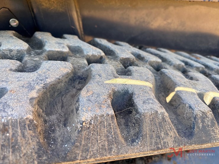 kubota-svl97-2-image-12