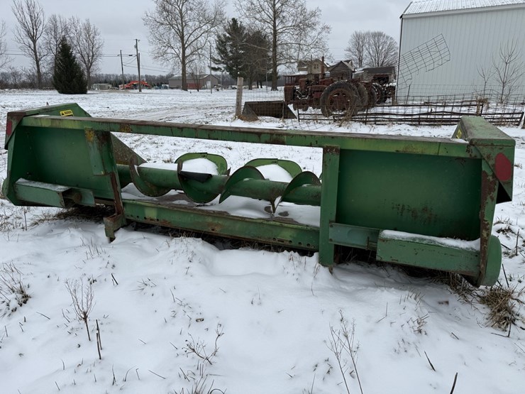 john-deere-444-image-6