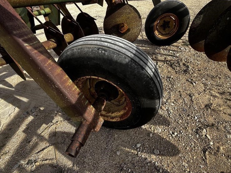 john-deere-110-image-7