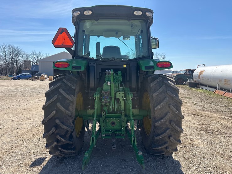 john-deere-6110r-image-17