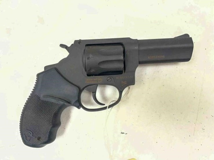 taurus-revolver-image-1