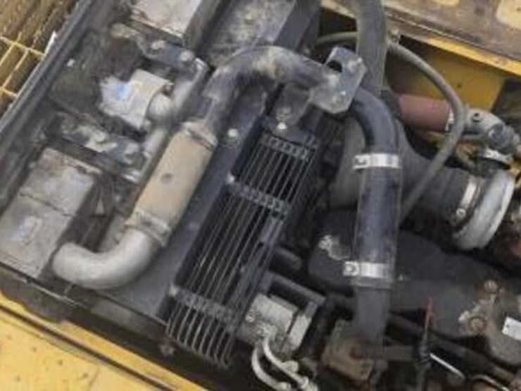 2007-komatsu-pc270-lc-8-image-29