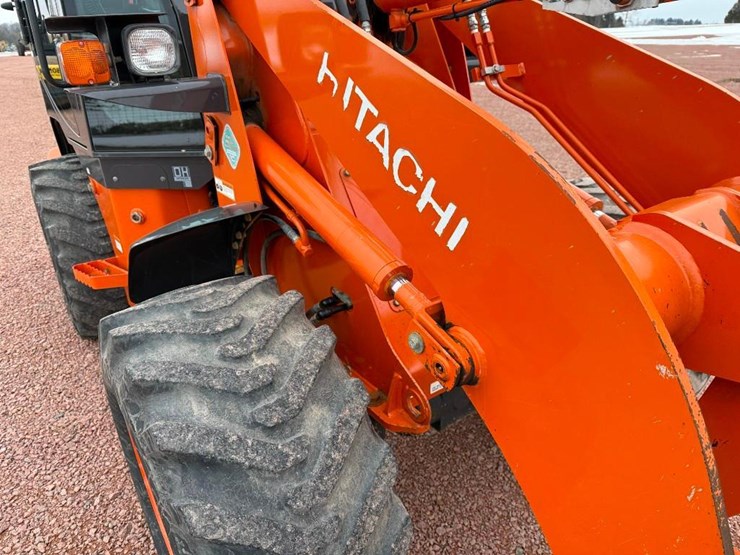 2021-hitachi-zw50-5b-image-28