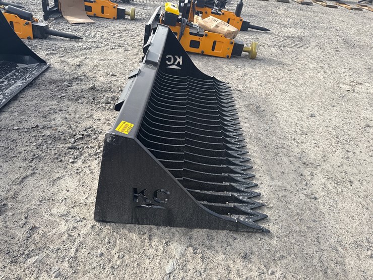 #2084-•-unused-72"-high-side-skid-steer-bucket-inv#-42378-image-5