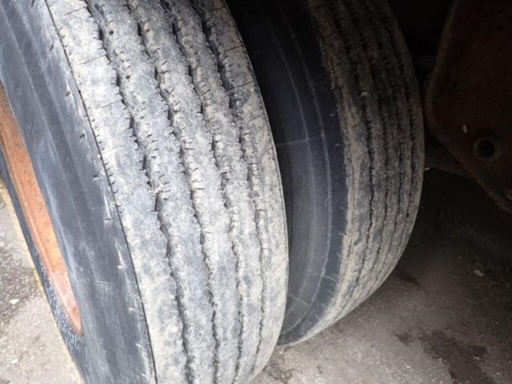 1998-manac-48-ft-image-16