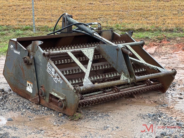 bobcat-landscape-rake-image-1