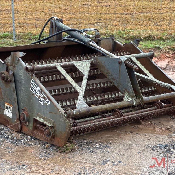 BOBCAT LANDSCAPE RAKE