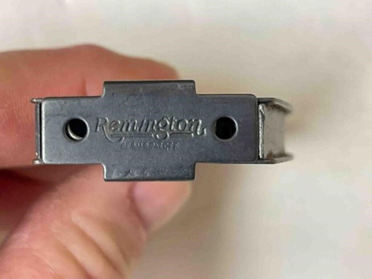 box-of-holsters,-misc.-magazines-image-18